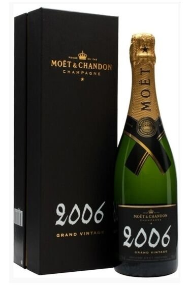 Moet & Chandon Grand Vintage Collection 2006 gift box